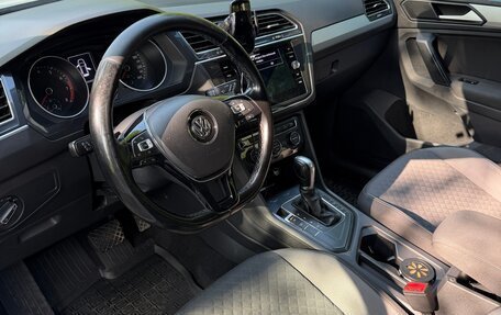 Volkswagen Tiguan II, 2018 год, 1 690 000 рублей, 8 фотография