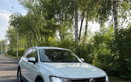 Volkswagen Tiguan II, 2018 год, 1 690 000 рублей, 2 фотография