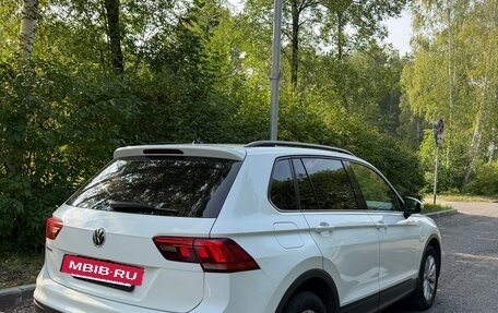 Volkswagen Tiguan II, 2018 год, 1 690 000 рублей, 7 фотография