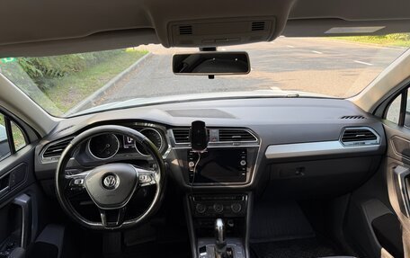 Volkswagen Tiguan II, 2018 год, 1 690 000 рублей, 17 фотография