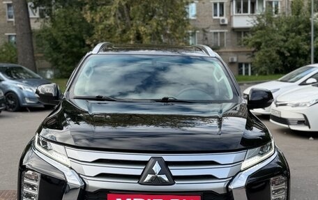 Mitsubishi Montero Sport, 2023 год, 4 500 000 рублей, 3 фотография