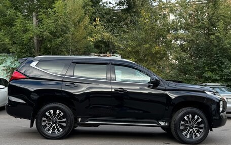 Mitsubishi Montero Sport, 2023 год, 4 500 000 рублей, 6 фотография
