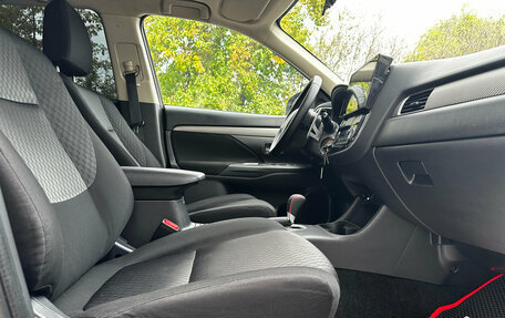 Mitsubishi Outlander III рестайлинг 3, 2014 год, 1 250 000 рублей, 16 фотография