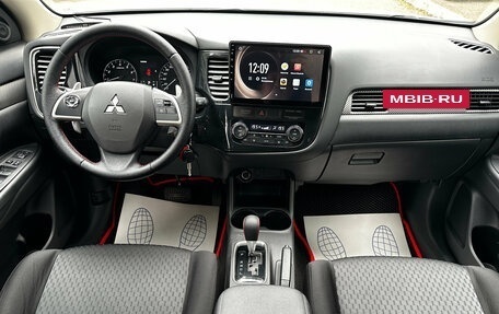Mitsubishi Outlander III рестайлинг 3, 2014 год, 1 250 000 рублей, 6 фотография
