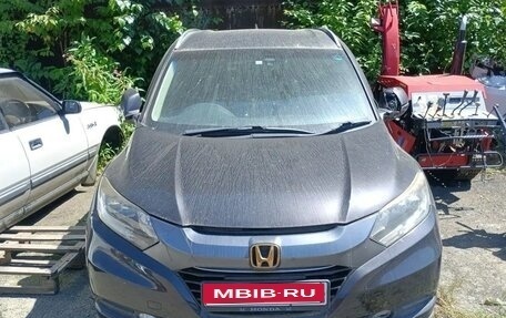 Honda Vezel, 2014 год, 930 000 рублей, 1 фотография