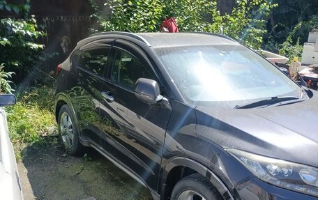 Honda Vezel, 2014 год, 930 000 рублей, 3 фотография