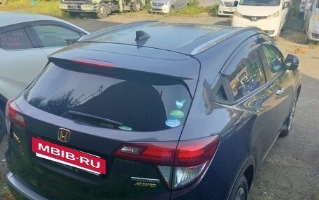 Honda Vezel, 2014 год, 930 000 рублей, 9 фотография
