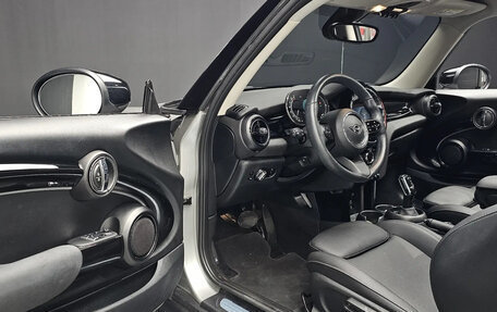 MINI Hatch, 2025 год, 2 841 001 рублей, 11 фотография