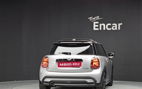 MINI Hatch, 2025 год, 2 841 001 рублей, 4 фотография