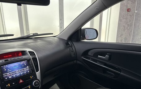 KIA cee'd I рестайлинг, 2011 год, 799 000 рублей, 22 фотография