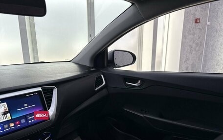 Hyundai Solaris II рестайлинг, 2017 год, 1 395 000 рублей, 24 фотография