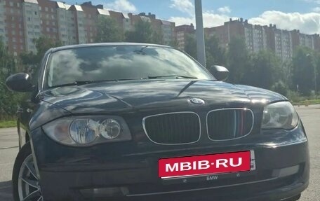 BMW 1 серия, 2011 год, 850 000 рублей, 1 фотография