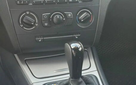BMW 1 серия, 2011 год, 850 000 рублей, 4 фотография