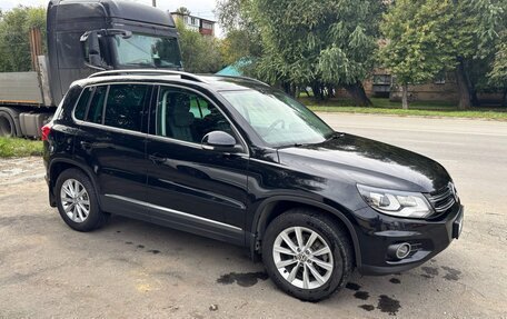 Volkswagen Tiguan I, 2011 год, 2 000 000 рублей, 3 фотография