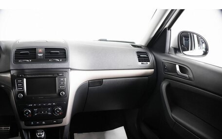 Skoda Yeti I рестайлинг, 2014 год, 1 399 000 рублей, 13 фотография