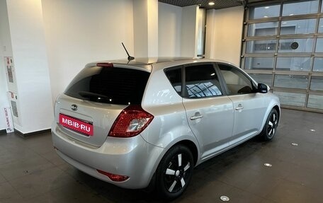 KIA cee'd I рестайлинг, 2010 год, 710 000 рублей, 3 фотография