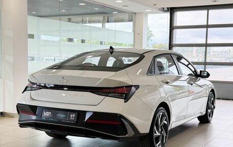 Hyundai Elantra, 2026 год, 2 375 000 рублей, 6 фотография