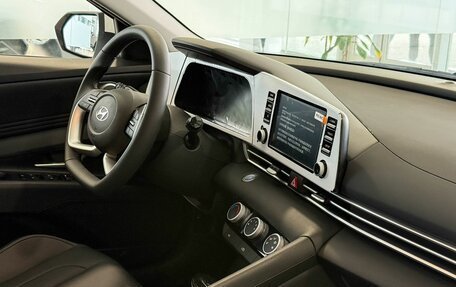 Hyundai Elantra, 2026 год, 2 375 000 рублей, 15 фотография