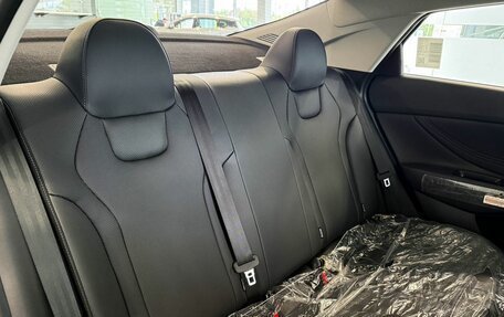 Hyundai Elantra, 2026 год, 2 375 000 рублей, 16 фотография