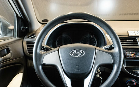 Hyundai Solaris II рестайлинг, 2016 год, 640 000 рублей, 6 фотография