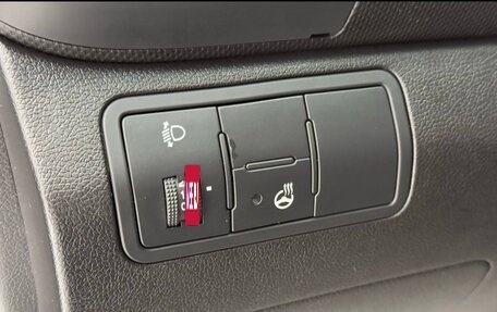 Hyundai Solaris II рестайлинг, 2015 год, 890 000 рублей, 10 фотография
