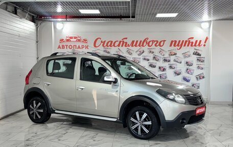 Renault Sandero I, 2013 год, 699 000 рублей, 1 фотография