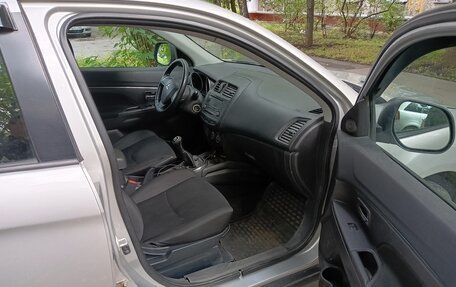 Mitsubishi ASX I рестайлинг, 2014 год, 900 000 рублей, 10 фотография