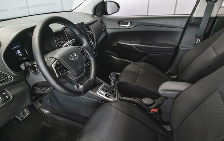 Hyundai Solaris II рестайлинг, 2021 год, 1 580 000 рублей, 9 фотография