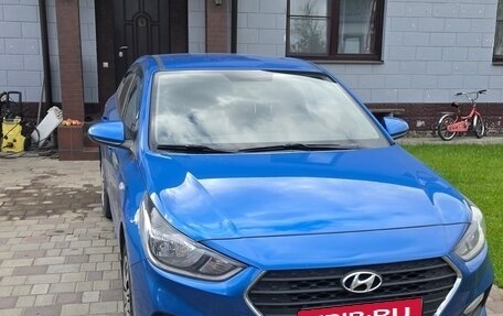 Hyundai Solaris II рестайлинг, 2017 год, 1 150 000 рублей, 1 фотография