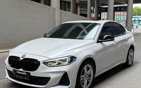 BMW 1 серия, 2022 год, 1 636 000 рублей, 1 фотография