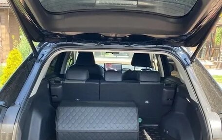 Toyota RAV4, 2024 год, 3 930 000 рублей, 7 фотография