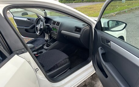 Volkswagen Jetta VI, 2012 год, 650 000 рублей, 18 фотография