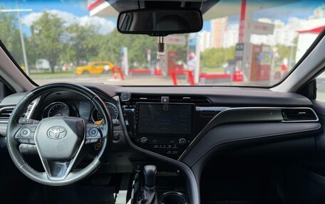 Toyota Camry, 2020 год, 3 000 000 рублей, 4 фотография