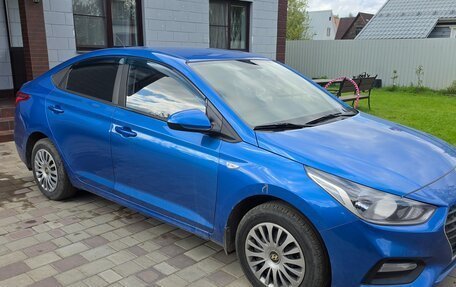 Hyundai Solaris II рестайлинг, 2017 год, 1 150 000 рублей, 4 фотография