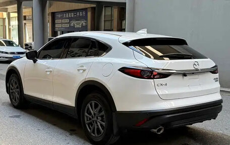 Mazda CX-4, 2021 год, 1 560 000 рублей, 4 фотография