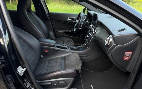 Mercedes-Benz GLA, 2017 год, 1 980 000 рублей, 20 фотография