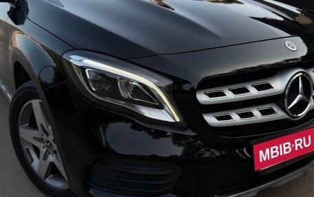 Mercedes-Benz GLA, 2017 год, 1 980 000 рублей, 14 фотография