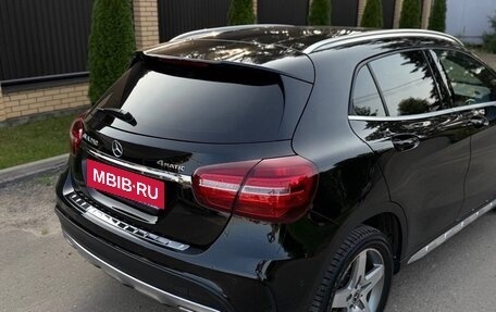 Mercedes-Benz GLA, 2017 год, 1 980 000 рублей, 11 фотография