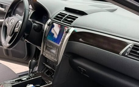 Toyota Camry, 2015 год, 2 750 000 рублей, 10 фотография