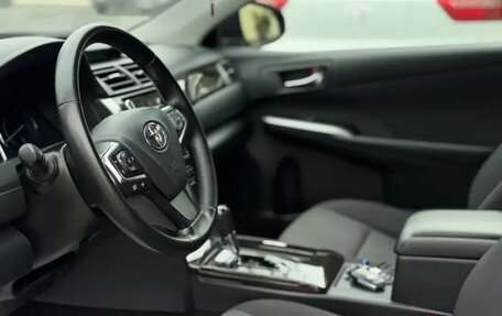 Toyota Camry, 2015 год, 2 750 000 рублей, 24 фотография