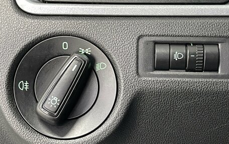Skoda Rapid I, 2018 год, 1 219 000 рублей, 14 фотография