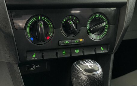 Skoda Rapid I, 2018 год, 1 219 000 рублей, 16 фотография