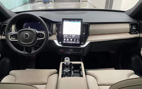 Volvo XC90 II рестайлинг, 2026 год, 9 250 000 рублей, 9 фотография