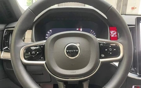 Volvo XC90 II рестайлинг, 2026 год, 9 250 000 рублей, 10 фотография