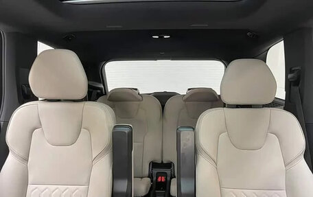 Volvo XC90 II рестайлинг, 2026 год, 9 250 000 рублей, 15 фотография