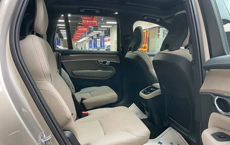 Volvo XC90 II рестайлинг, 2026 год, 9 250 000 рублей, 16 фотография