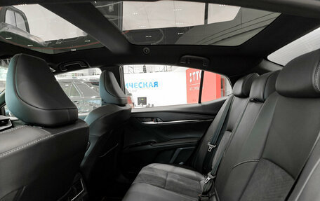 Toyota Camry, 2024 год, 3 799 000 рублей, 15 фотография