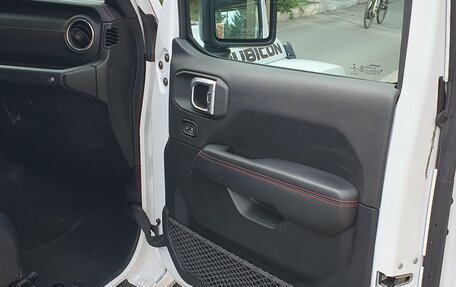 Jeep Wrangler, 2020 год, 5 200 000 рублей, 18 фотография
