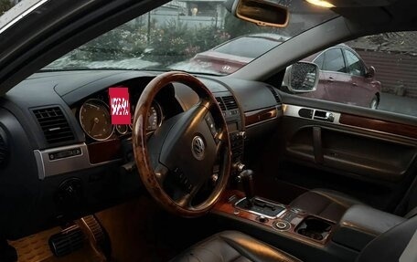 Volkswagen Touareg III, 2004 год, 365 000 рублей, 3 фотография