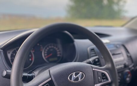 Hyundai i20 IB рестайлинг, 2009 год, 500 000 рублей, 16 фотография